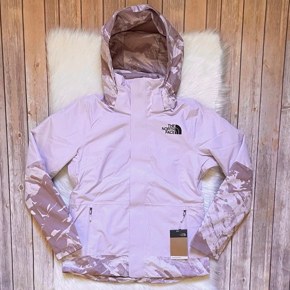 The North Face Women’s Garner TriClimate 3 In 1 Jacket - Picture 2 of 14
